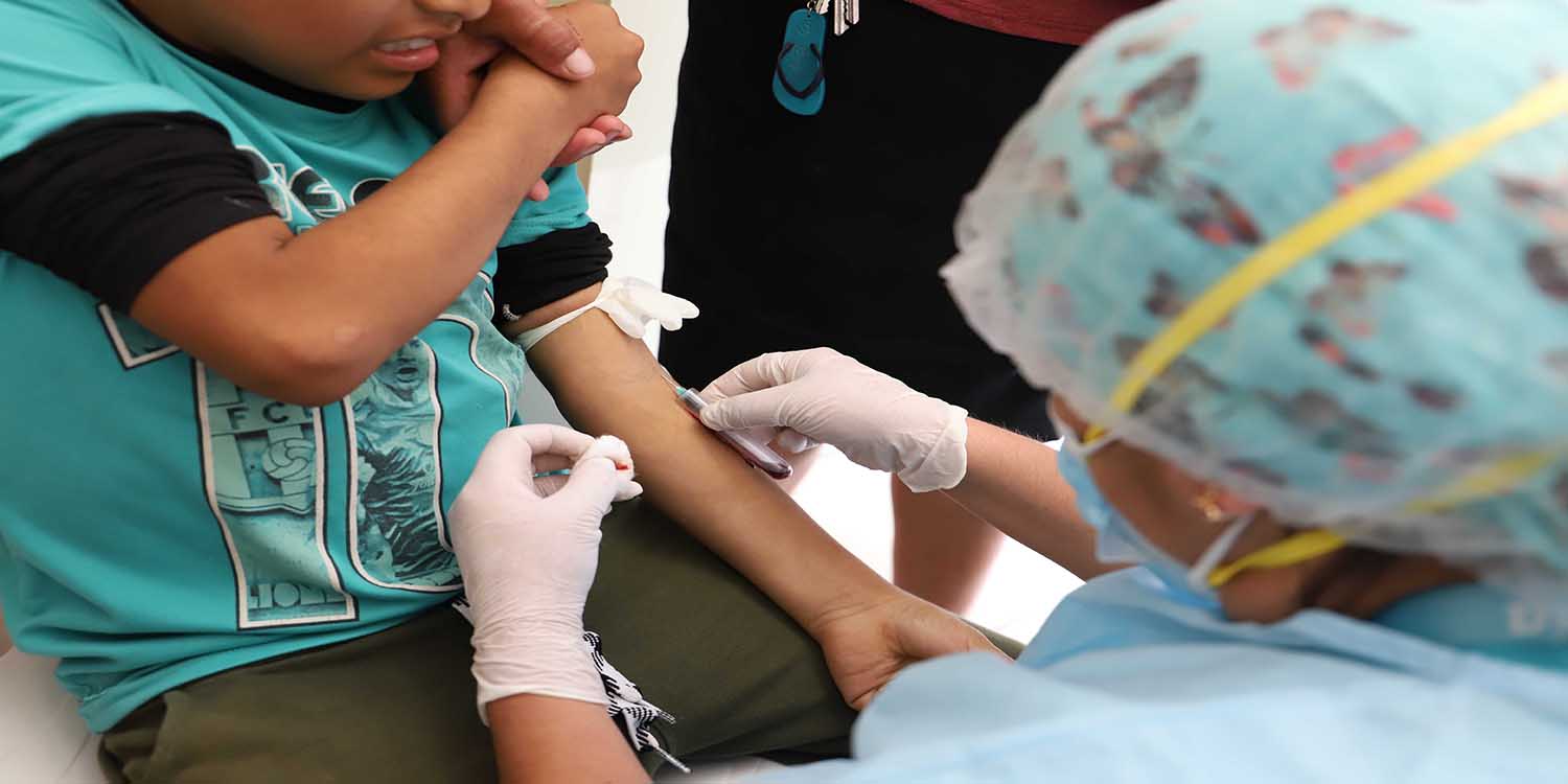 Medicina de UPAO combate la anemia infantil - Se diagnostica y brinda tratamiento a una población de 409 niños de Florencia de Mora, El Porvenir y Alto Trujillo